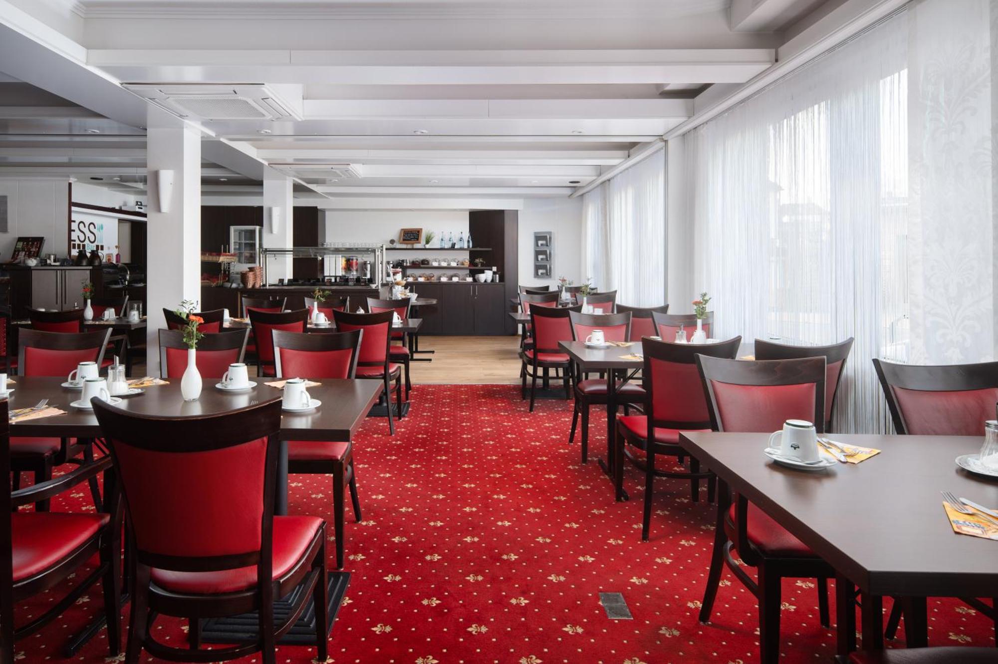 Best Western Hotel Heide Olsztyn Bagian luar foto