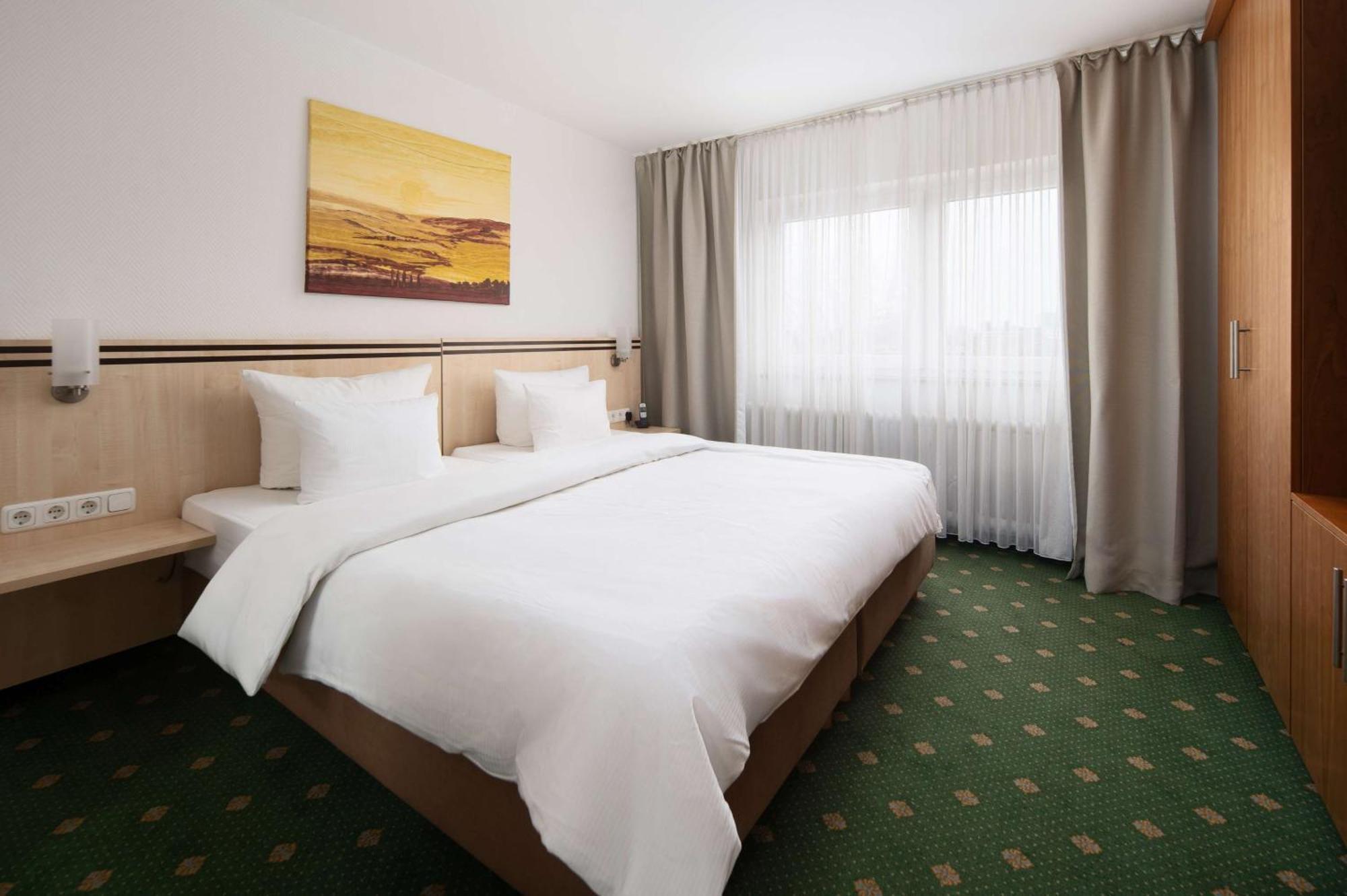 Best Western Hotel Heide Olsztyn Bagian luar foto