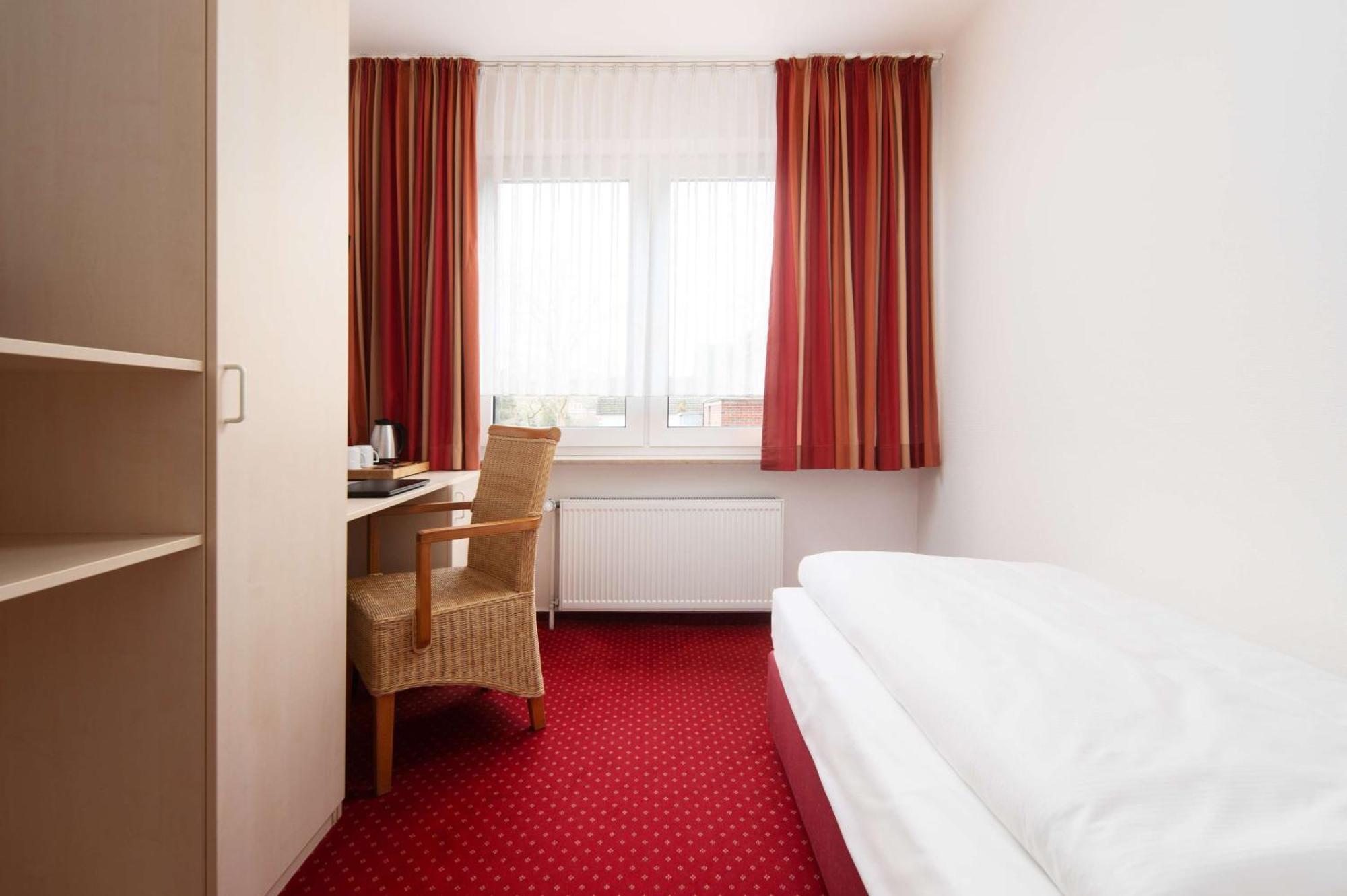 Best Western Hotel Heide Olsztyn Bagian luar foto