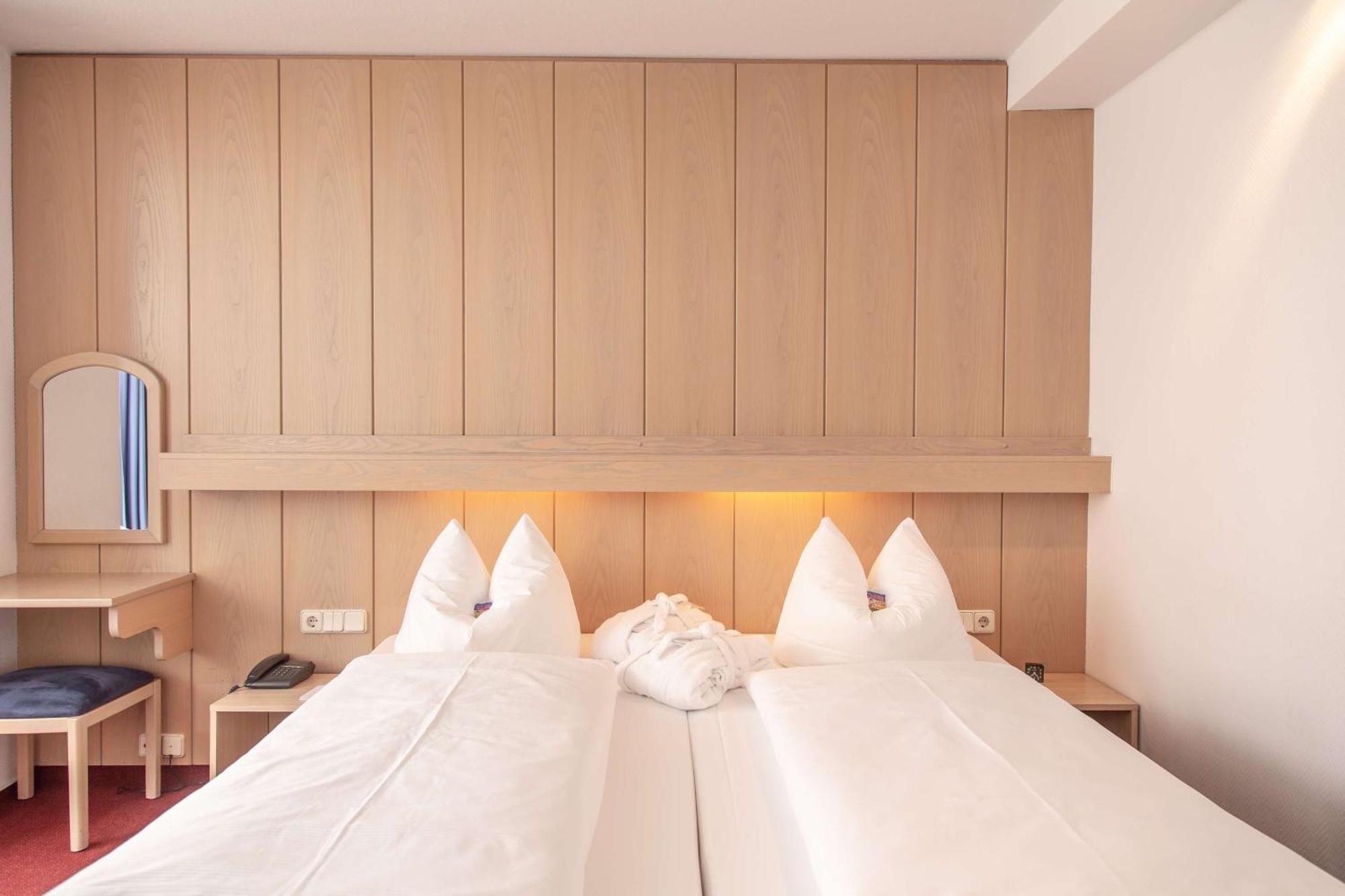 Best Western Hotel Heide Olsztyn Bagian luar foto