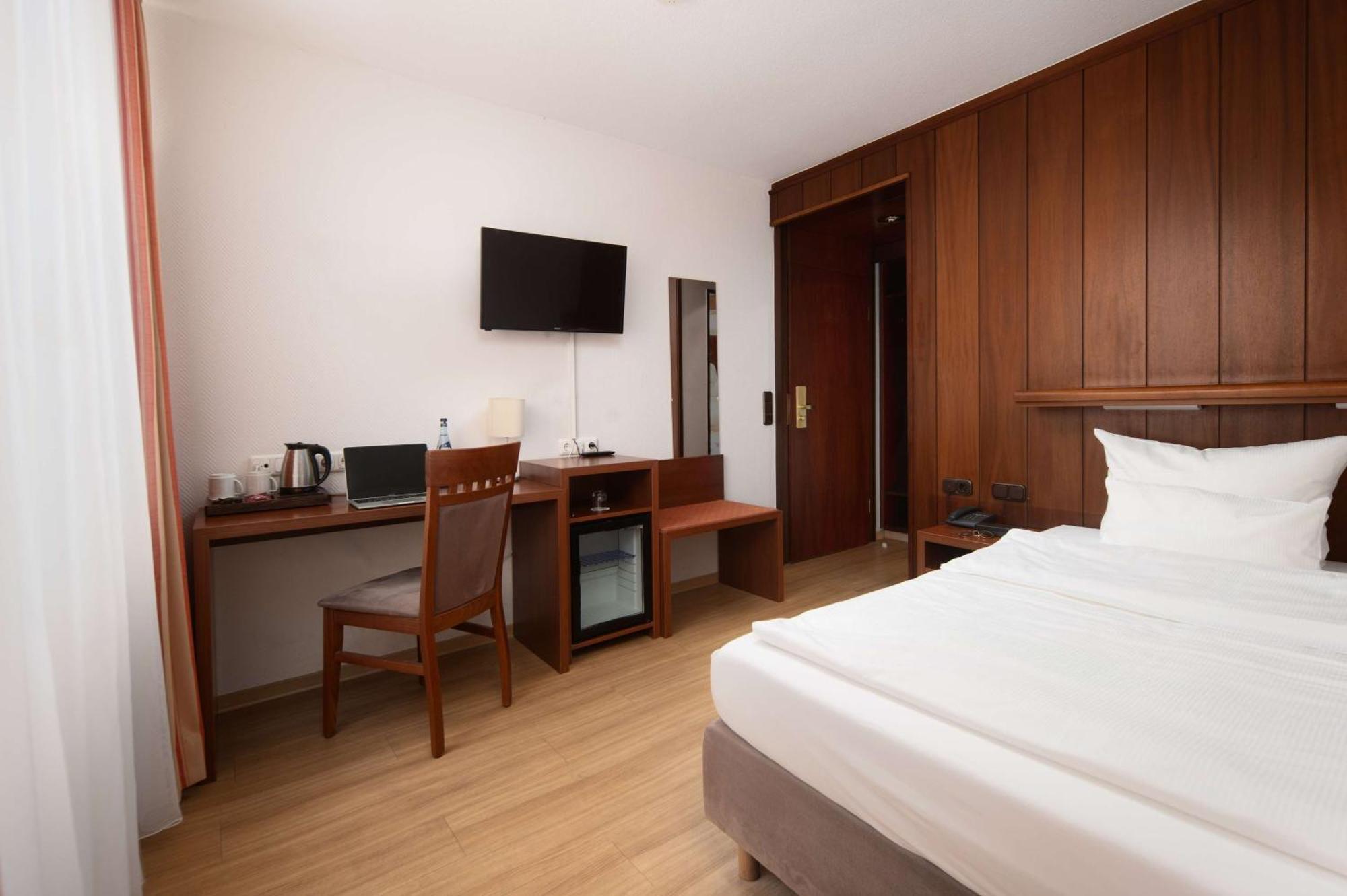 Best Western Hotel Heide Olsztyn Bagian luar foto